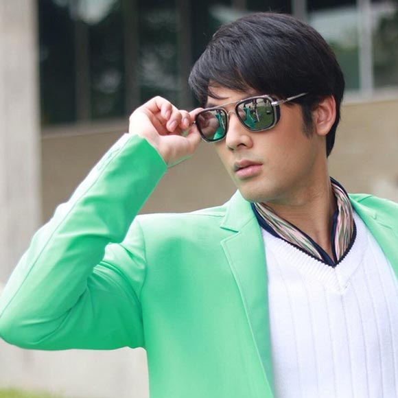 บอม ธนิน ละคร ชั่วโมงต้องมนต์