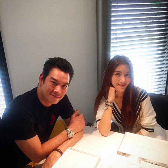 ชาคริต วุ้นเส้น