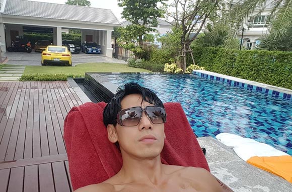 ดีเจเพชรจ้า ป๋อมแป๋ม