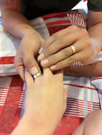 เทพพิทักษ์ แอสละ แฟน