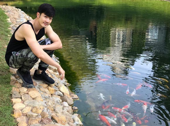 อ้วน รังสิต ควงแฟนสาวเกาหลีเที่ยวเขาใหญ่