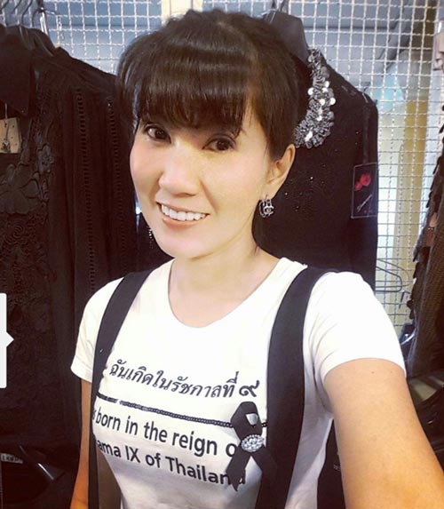 แก้ว อภิรดี