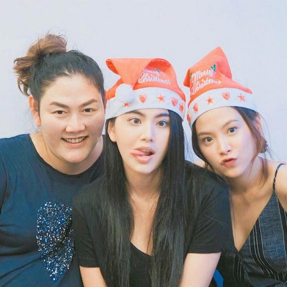 มะเดี่ยว ใบเฟิร์น เกล้า น้ำพราว