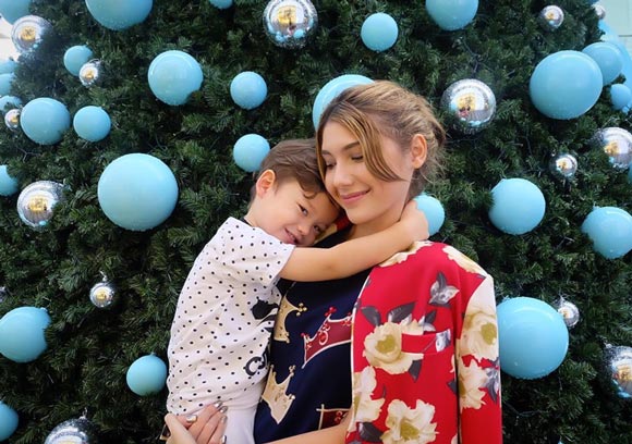 ไมค์ ซาร่า