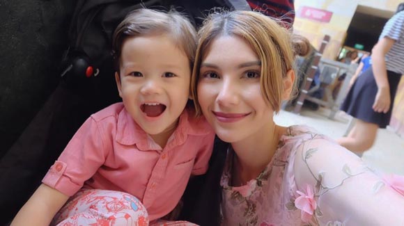 ไมค์ ซาร่า