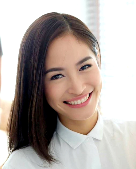 พลอย พลอยพรรณ