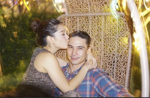 ลีเดีย ท้อง