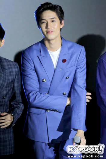 ต่อ ธนภพ