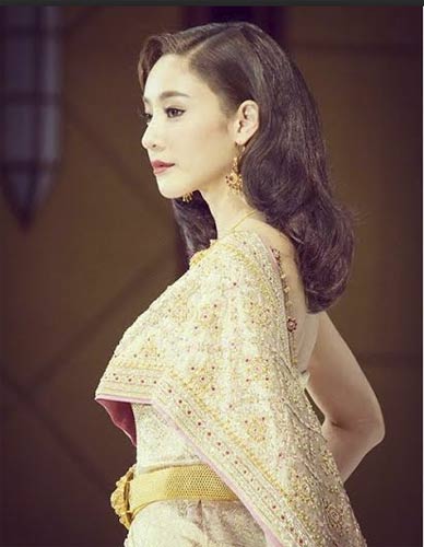 แตงโม ภัทรธิดา เดินแบบชุดไทย