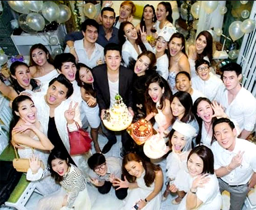 เกรซ กาญจน์เกล้า ขุนพล อิสสระ