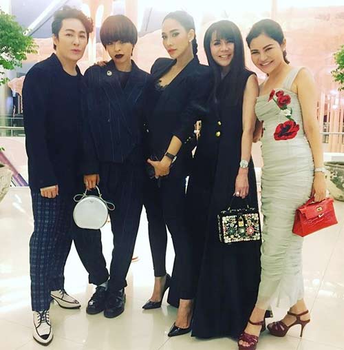 แฟชั่นโชว์ พระองค์เจ้าสิริวัณณวรีนารีรัตน์