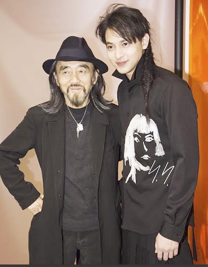 เจมส์ จิรายุ เดินแบบงาน Paris Men Fashion week 2016,