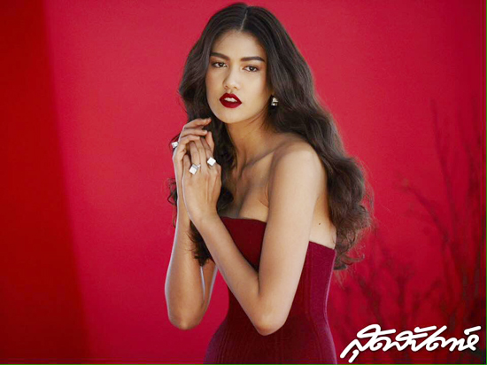 แนท อนิพรณ์ ขึ้นปกสุดสัปดาห์