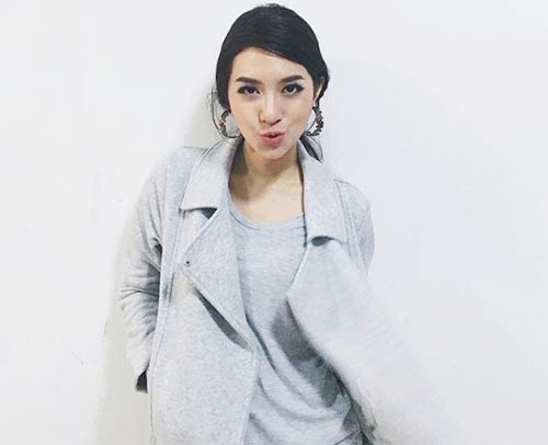 มิว นิษฐา