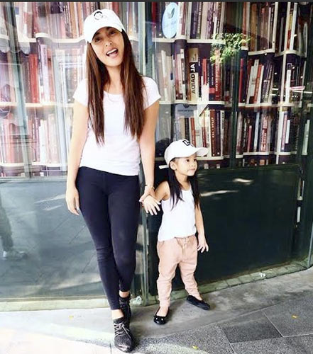 นานา ไรบีนา