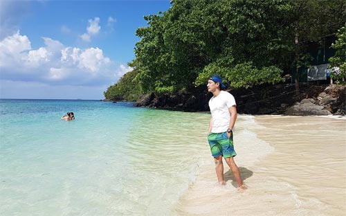 ป้อง ณวัฒน์ 