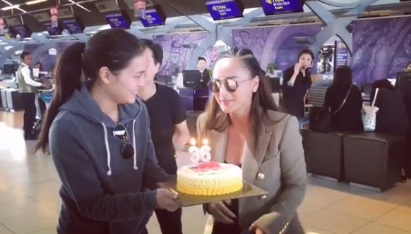 เจนี่ เทียนโพธิ์สุวรรณ เซอร์ไพรส์วันเกิด นานา