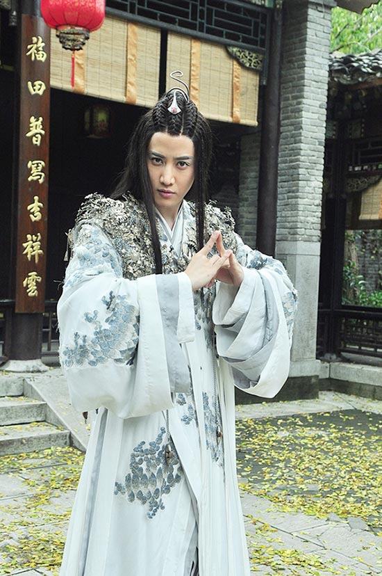 ไมค์ พิรัชต์ เล่นละครจีน