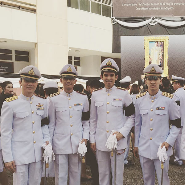 หมอก้อง สรวิชญ์