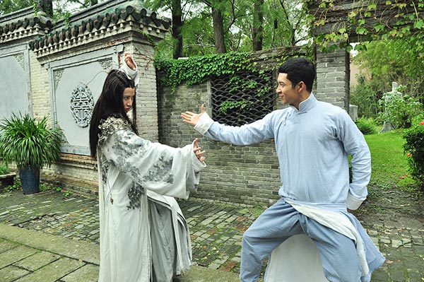 ไมค์ พิรัชต์ เล่นละครจีน