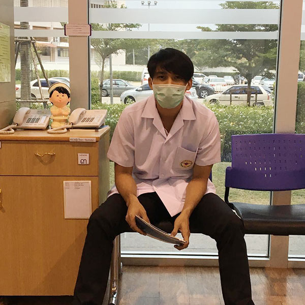 หมอก้อง สรวิชญ์