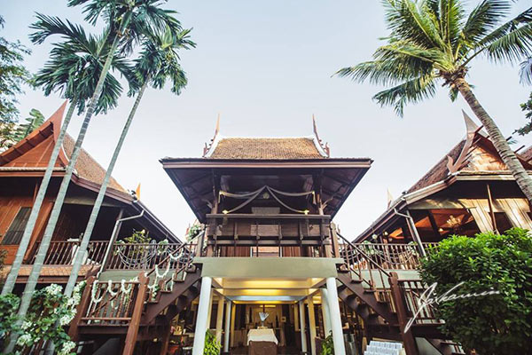 พอลลี่ พรพรรณ หมั้น