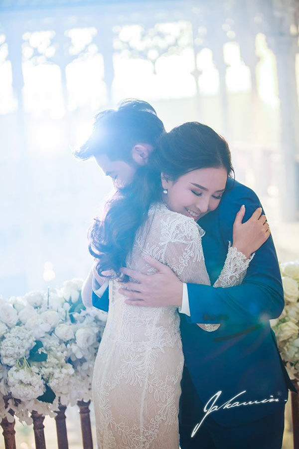 พอลลี่ แต่งงาน เบนซ์ รัฐพงษ์