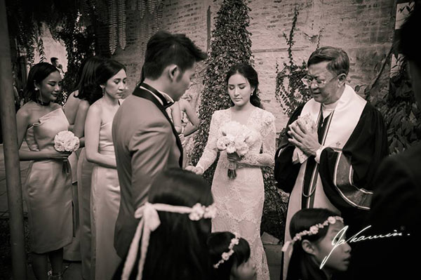 พอลลี่ แต่งงาน เบนซ์ รัฐพงษ์