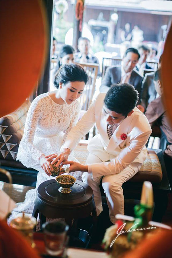 พอลลี่ พรพรรณ หมั้น