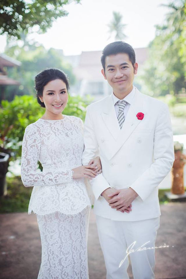 พอลลี่ พรพรรณ หมั้น