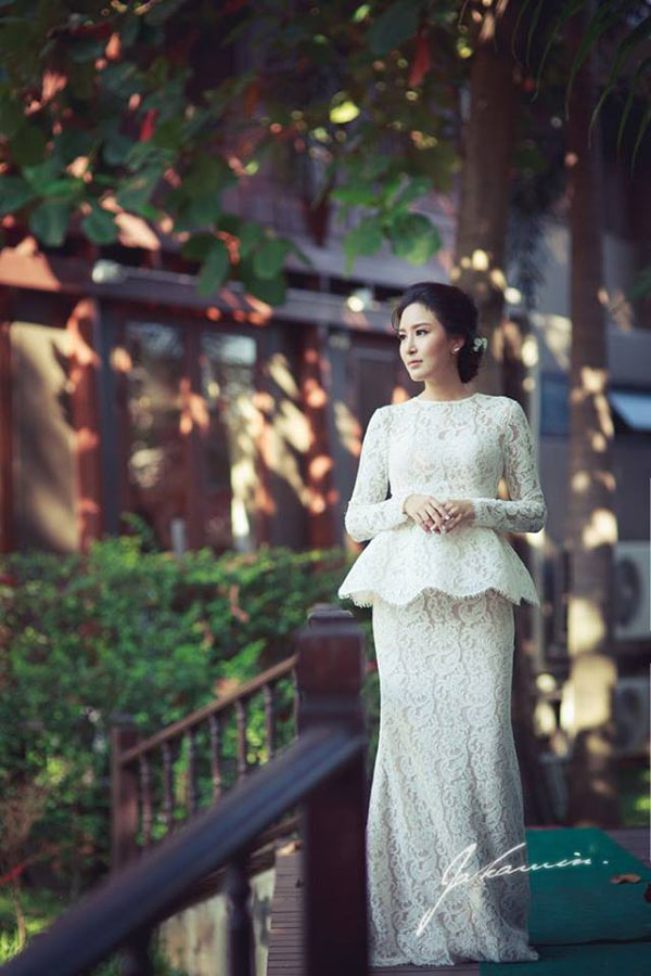 พอลลี่ พรพรรณ หมั้น