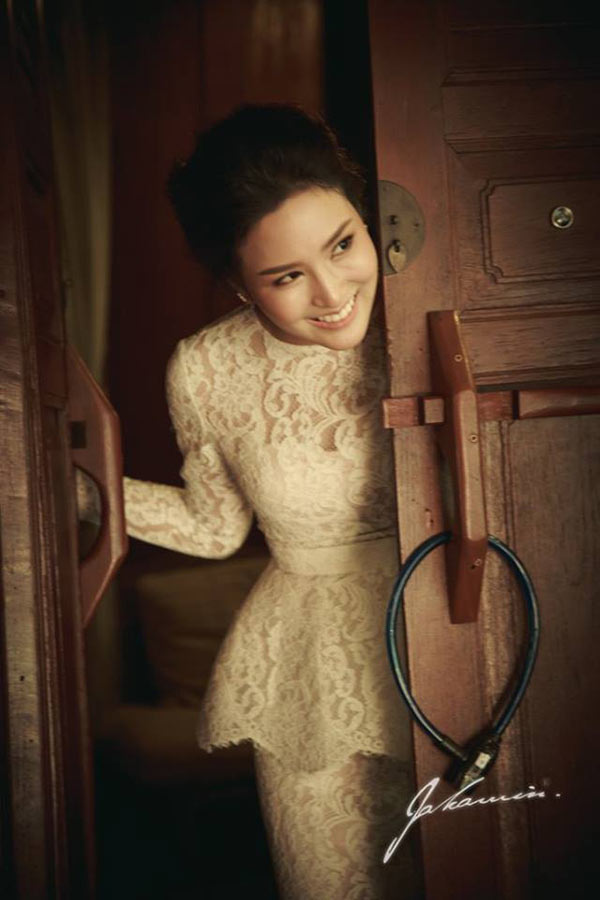 พอลลี่ พรพรรณ หมั้น