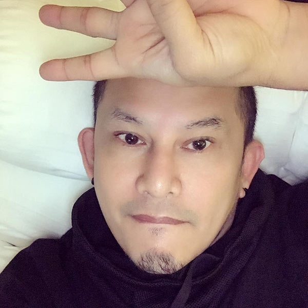 พชร์ อานนท์ 