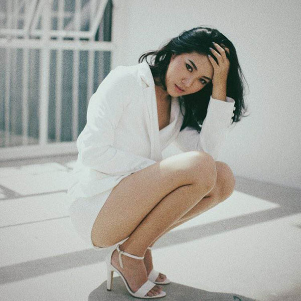 เดียร์ บุศรา 