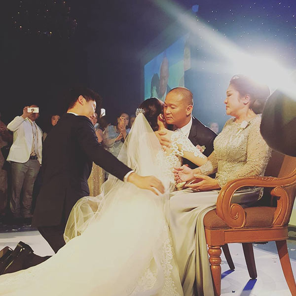 เอ็ม บุษราคัม แต่งงาน