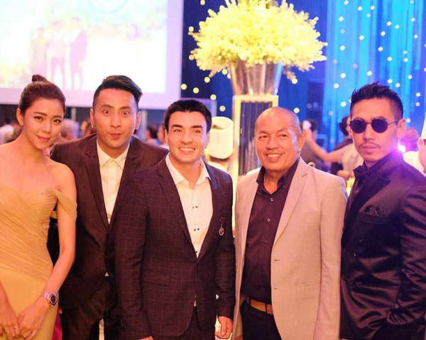 เอ็ม บุษราคัม แต่งงาน