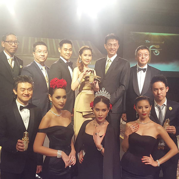 ไฮโซฟลุค วรวุฒิ