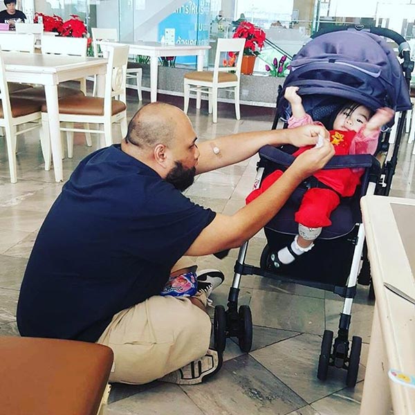 กอล์ฟ ฟักกลิ้งฮีโร่ น้องชูใจ