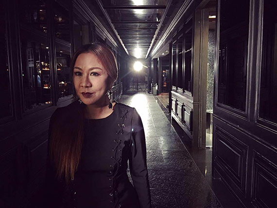 ครูอ้วน มณีนุช ตัดผมทรงใหม่