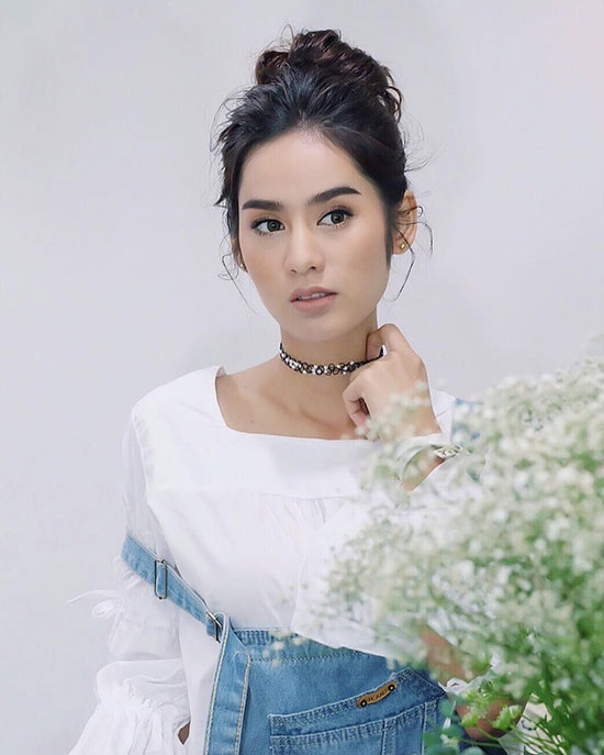 มะนาว ศรศิลป์