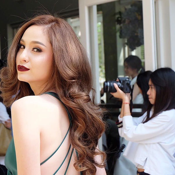 ขวัญ อุษามณี