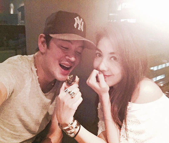 วุ้นเส้น ชาคริต