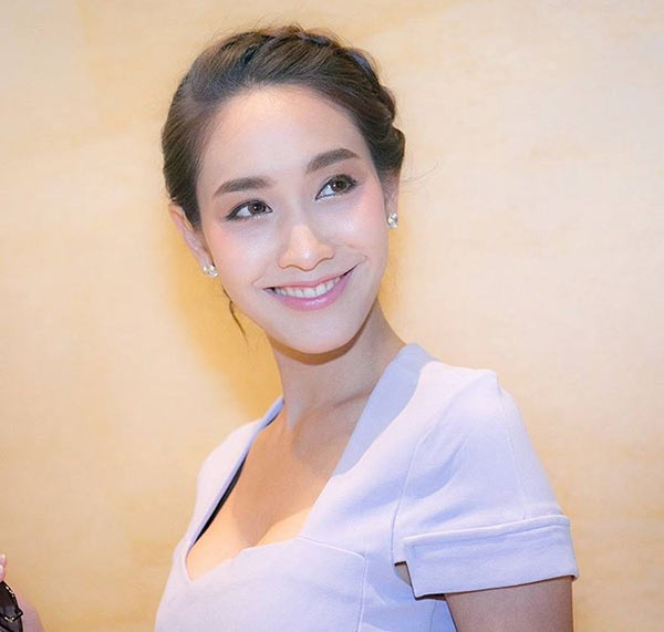 มิน พีชญา