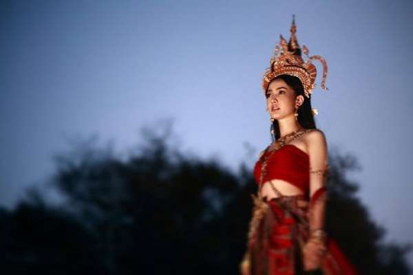 นาคี