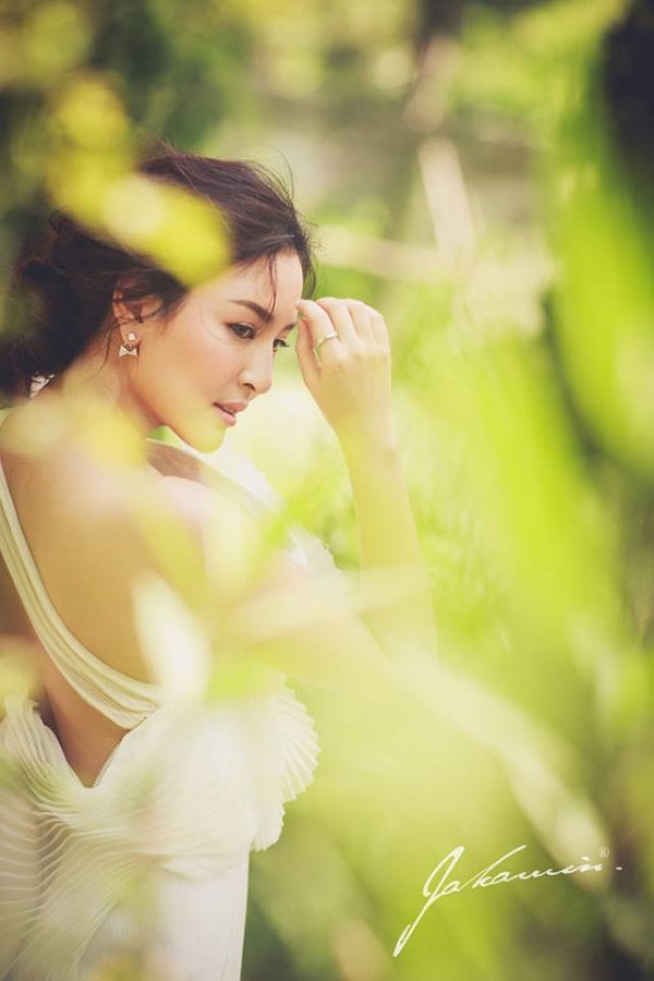 พอลลี่ พรพรรณ พรีเวดดิ้ง