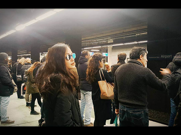 พลอย พลอยพรรณ 