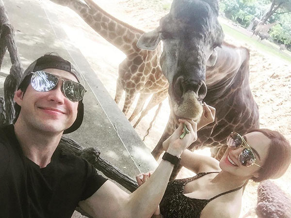 พลอย แฟนเจจินตัย 