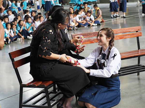 ขวัญ อุษามณี