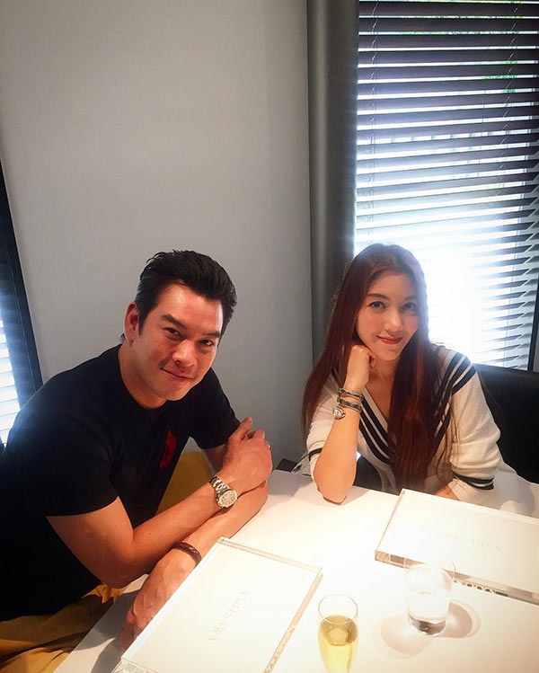 วุ้นเส้น ชาคริต