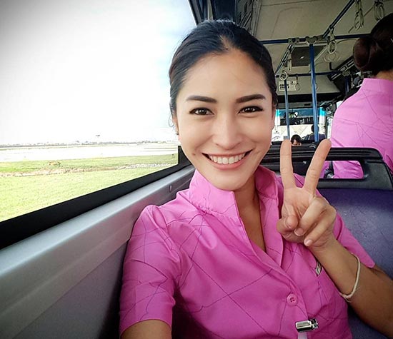 พลอย พลอยพรรณ 